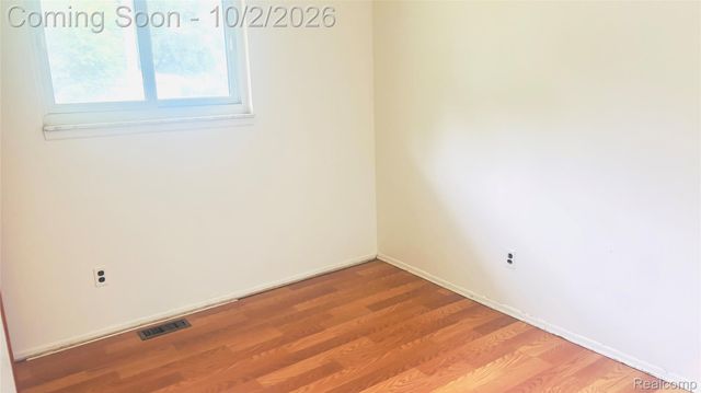 4224 Garrick Avenue, Warren, MI 48091