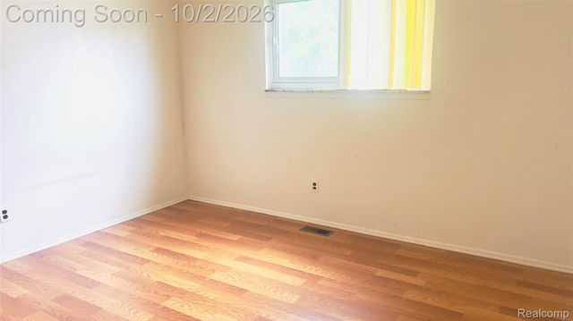 4224 Garrick Avenue, Warren, MI 48091