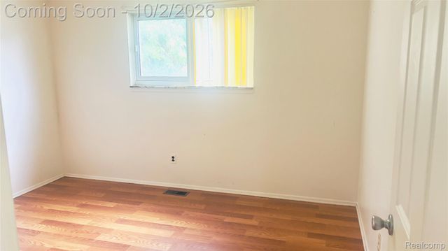 4224 Garrick Avenue, Warren, MI 48091