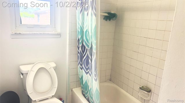 4224 Garrick Avenue, Warren, MI 48091