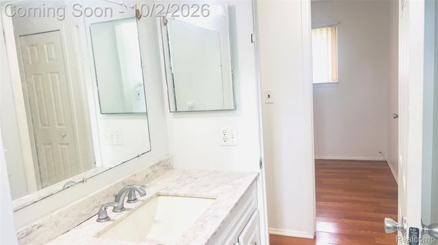 4224 Garrick Avenue, Warren, MI 48091
