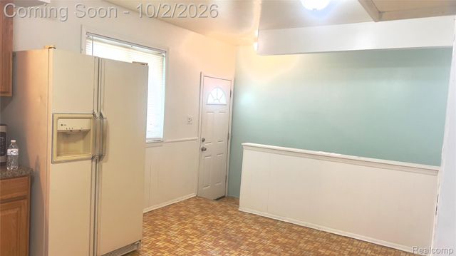 4224 Garrick Avenue, Warren, MI 48091