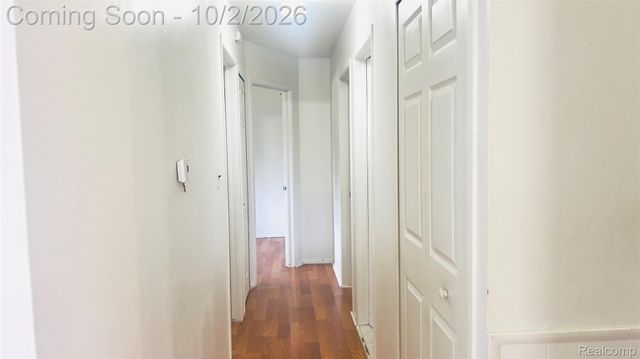 4224 Garrick Avenue, Warren, MI 48091