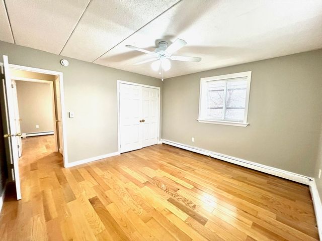 4 Hawes St 23, Revere, MA 02151