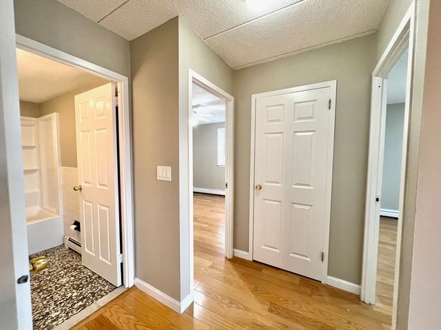 4 Hawes St 23, Revere, MA 02151