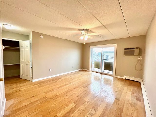 4 Hawes St 23, Revere, MA 02151