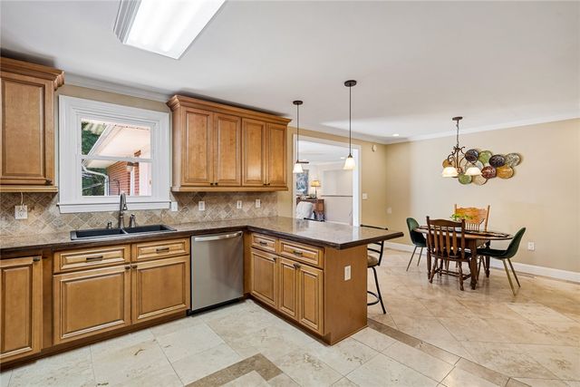 512 E Fredericks Street, Anderson, SC 29621