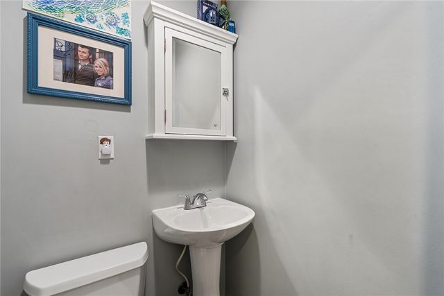 512 E Fredericks Street, Anderson, SC 29621