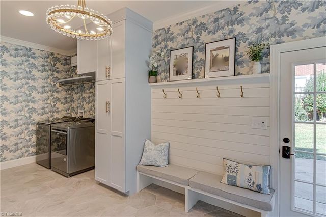 90 Evergreen Drive, Winston-salem, NC 27106