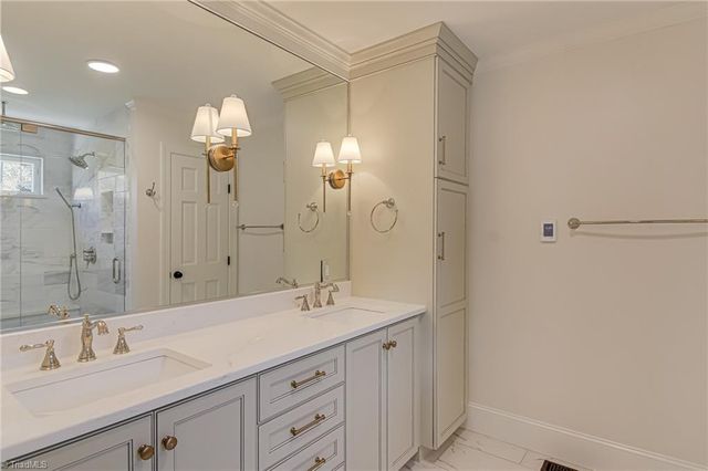 90 Evergreen Drive, Winston-salem, NC 27106