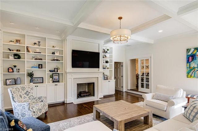 90 Evergreen Drive, Winston-salem, NC 27106