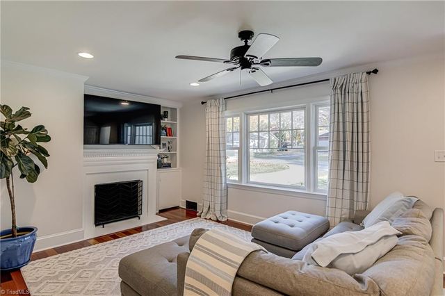 90 Evergreen Drive, Winston-salem, NC 27106