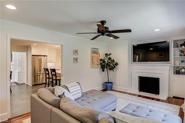 90 Evergreen Drive, Winston-salem, NC 27106