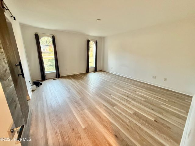 226 Pinewood Drive, Arapahoe, NC 28510