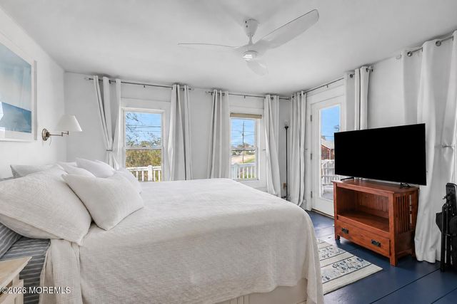 12 Valentine Street, Monmouth Beach, NJ 07750