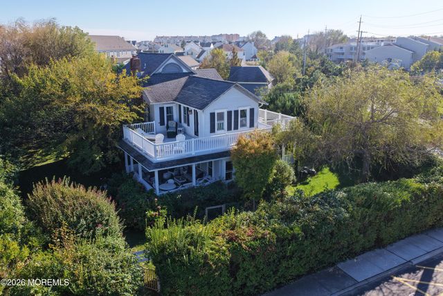 12 Valentine Street, Monmouth Beach, NJ 07750