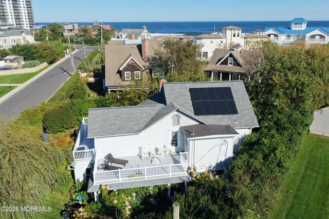 12 Valentine Street, Monmouth Beach, NJ 07750