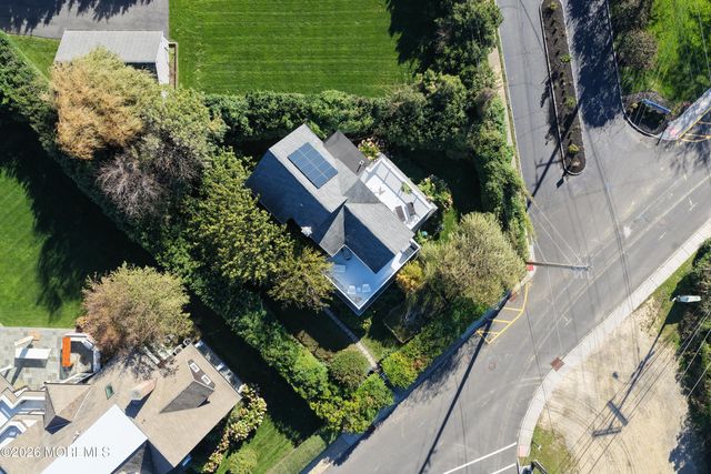 12 Valentine Street, Monmouth Beach, NJ 07750