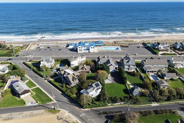 12 Valentine Street, Monmouth Beach, NJ 07750