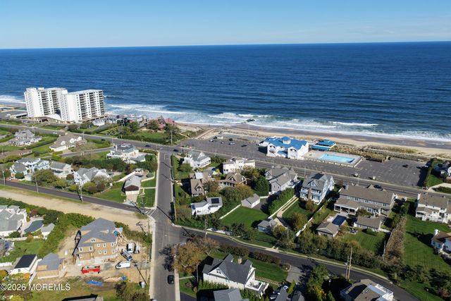 12 Valentine Street, Monmouth Beach, NJ 07750