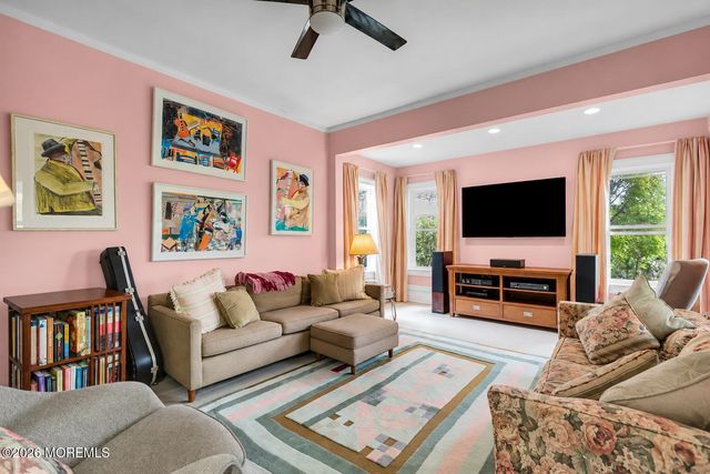 12 Valentine Street, Monmouth Beach, NJ 07750