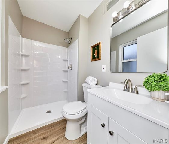 1635 Canter Drive, Florissant, MO 63033