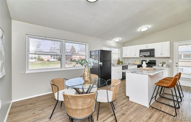 1635 Canter Drive, Florissant, MO 63033