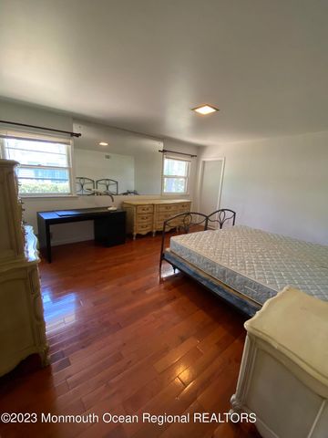 275 Garfield Avenue, Oakhurst, NJ 07755