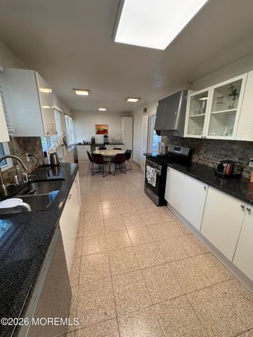 275 Garfield Avenue, Oakhurst, NJ 07755