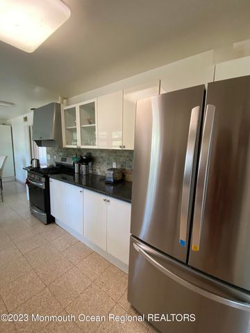 275 Garfield Avenue, Oakhurst, NJ 07755