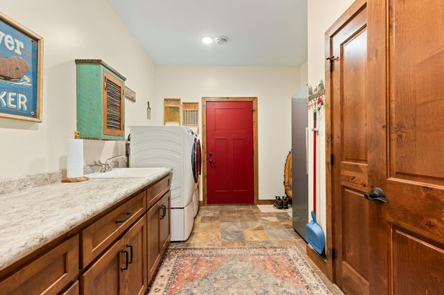 16605 Piper Lane, Brainerd, MN 56401