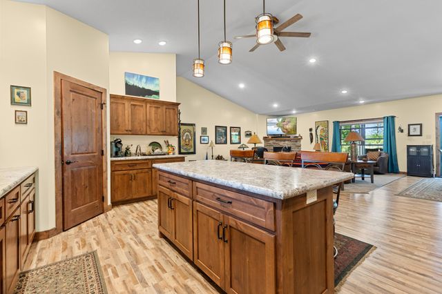 16605 Piper Lane, Brainerd, MN 56401
