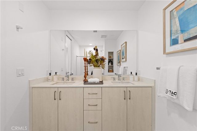 709 E Walnut Street 227, Pasadena, CA 91101