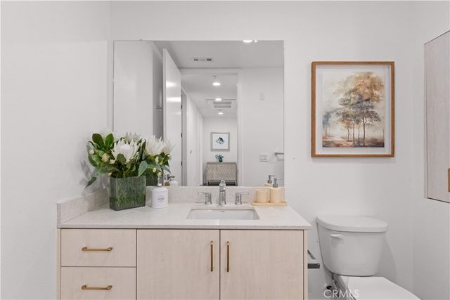 709 E Walnut Street 227, Pasadena, CA 91101