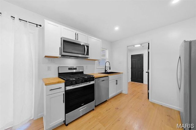 1147 Northdale Avenue, St Louis, MO 63138