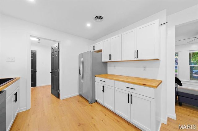 1147 Northdale Avenue, St Louis, MO 63138