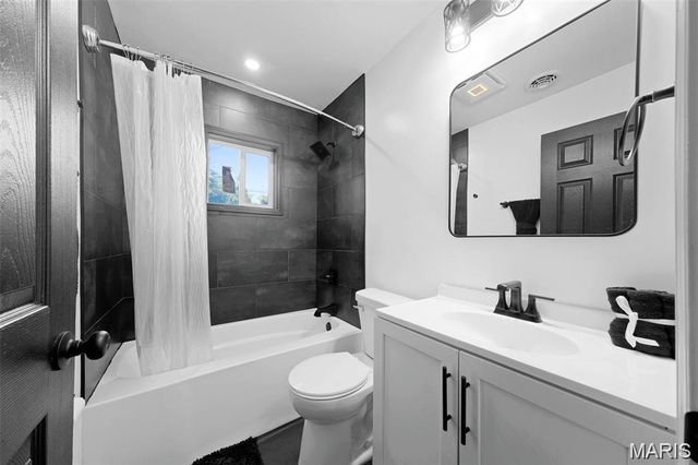 1147 Northdale Avenue, St Louis, MO 63138