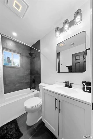 1147 Northdale Avenue, St Louis, MO 63138