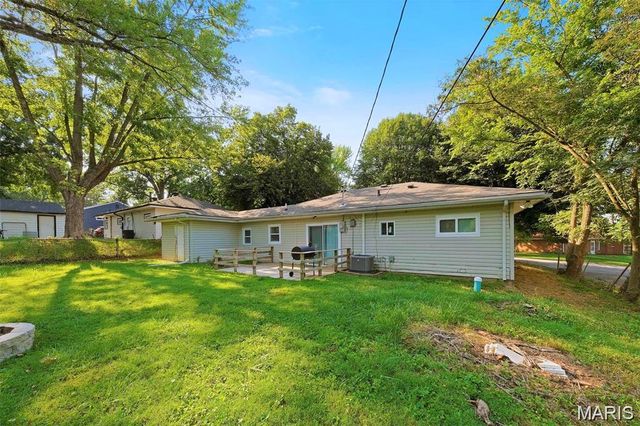 1147 Northdale Avenue, St Louis, MO 63138