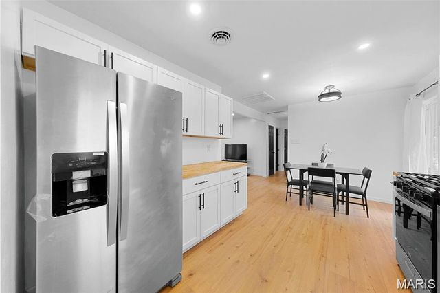 1147 Northdale Avenue, St Louis, MO 63138