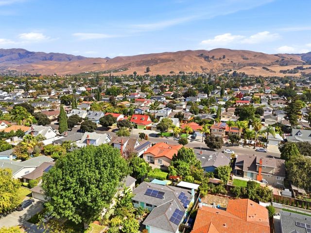 1951 Treewood Lane, San Jose, CA 95132