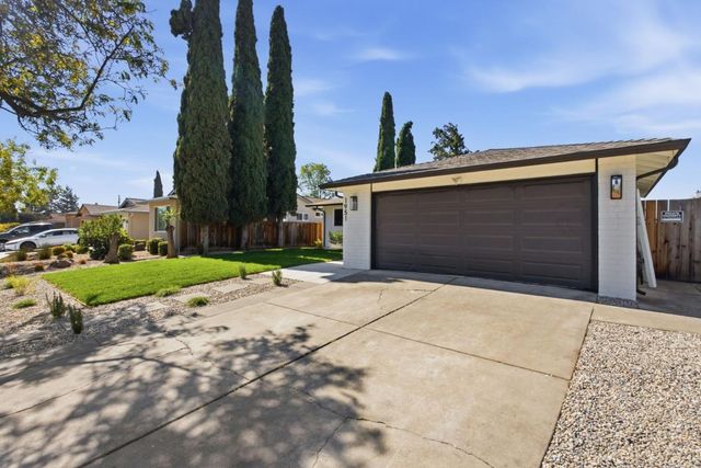 1951 Treewood Lane, San Jose, CA 95132