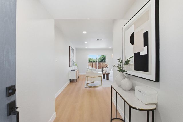 1951 Treewood Lane, San Jose, CA 95132