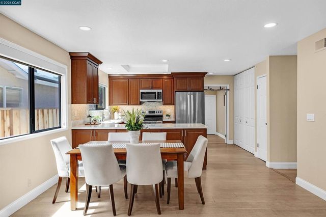 864 Kizer St, Milpitas, CA 95035