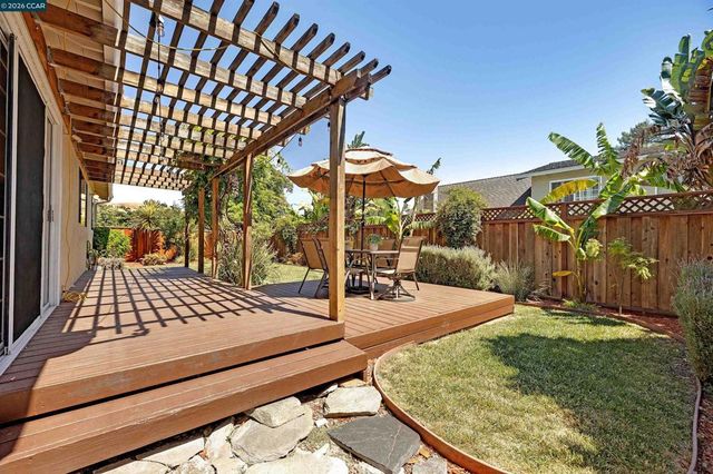 864 Kizer St, Milpitas, CA 95035
