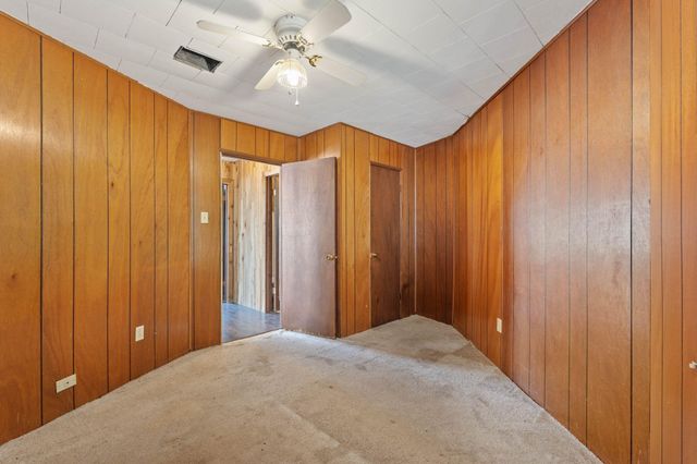 2 Tejas Street, Huntsville, TX 77320