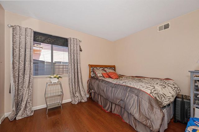 4109 Sardinia Ct, Elk Grove, CA 95758