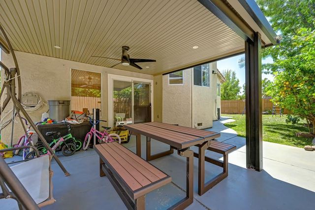 4109 Sardinia Ct, Elk Grove, CA 95758