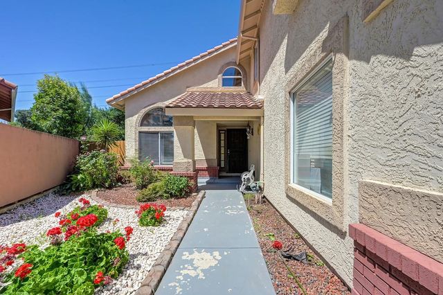 4109 Sardinia Ct, Elk Grove, CA 95758