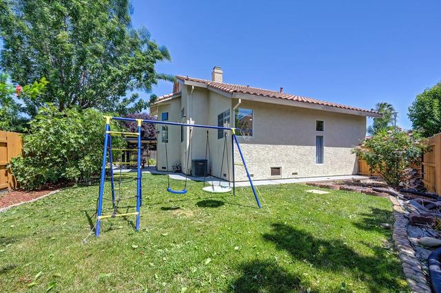 4109 Sardinia Ct, Elk Grove, CA 95758